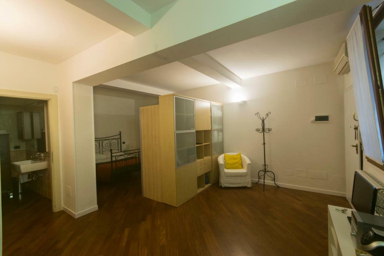 Suite Del Borgo - Affittacamere - Guest House Bolonya Dış mekan fotoğraf
