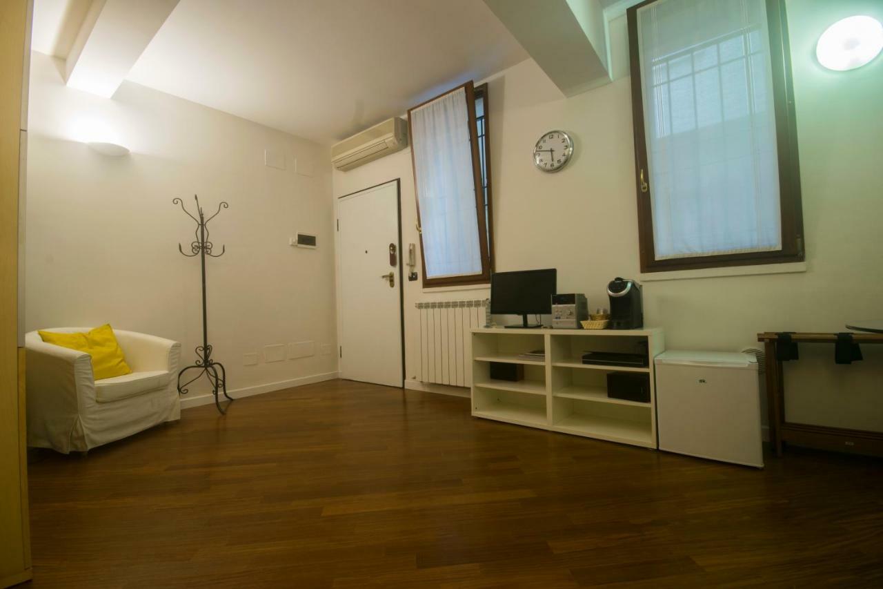 Suite Del Borgo - Affittacamere - Guest House Bolonya Dış mekan fotoğraf